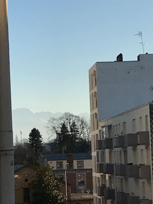 Le Voltaire -2 Chambres- 70M2- Hypercentre-Parking-Wifi Fibre- Nouvelle Literie 塔布 外观 照片