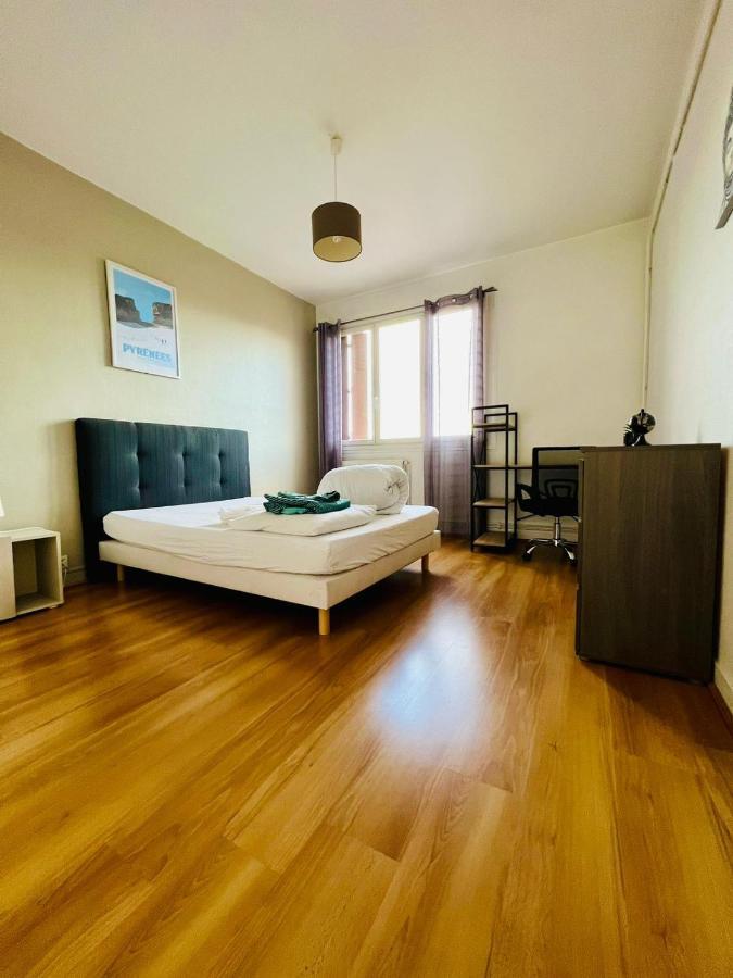 Le Voltaire -2 Chambres- 70M2- Hypercentre-Parking-Wifi Fibre- Nouvelle Literie 塔布 外观 照片